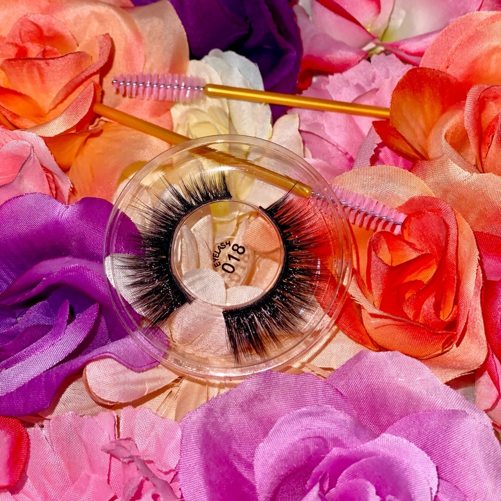 LASHES